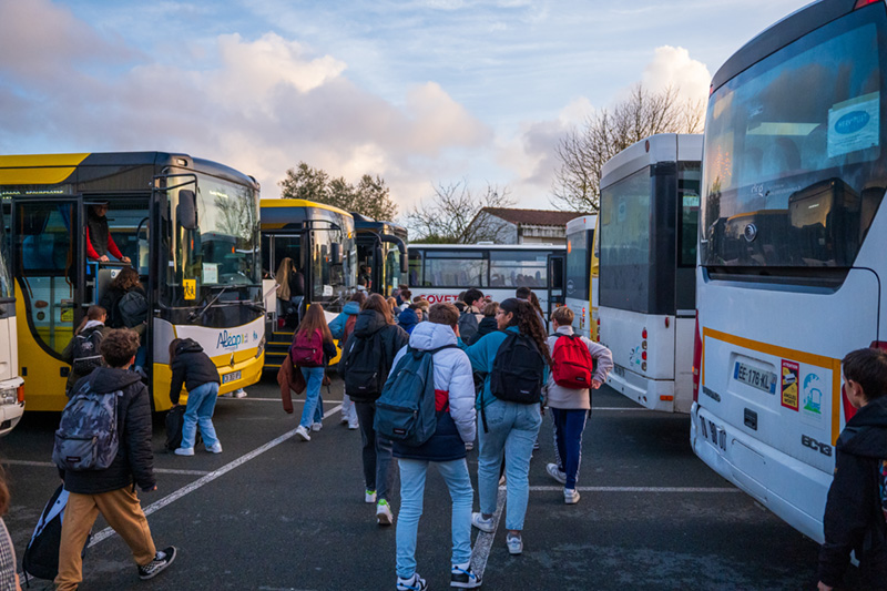 college-jean-yole-les-herbiers-vendee-transports-scolaires